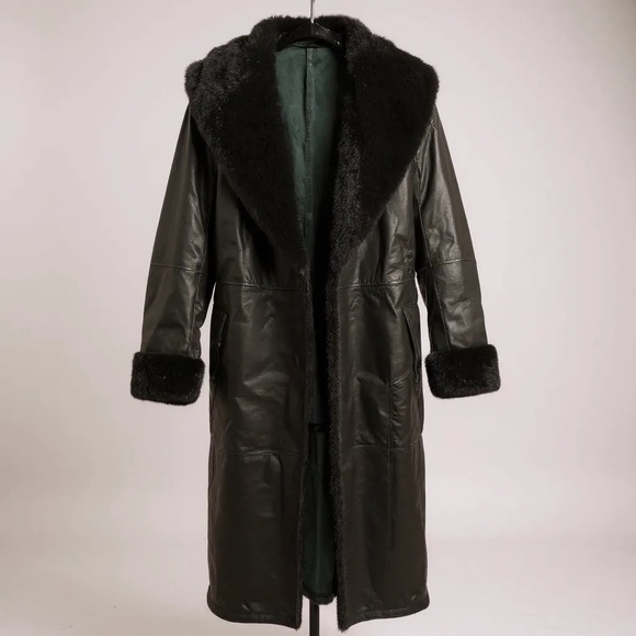 no name Jackets & Blazers - Vintage Women's Black Leather Trench Coat with Fur Trim